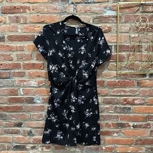 Orb black pink purple teal floral short sleeve flowy dress with front tie small